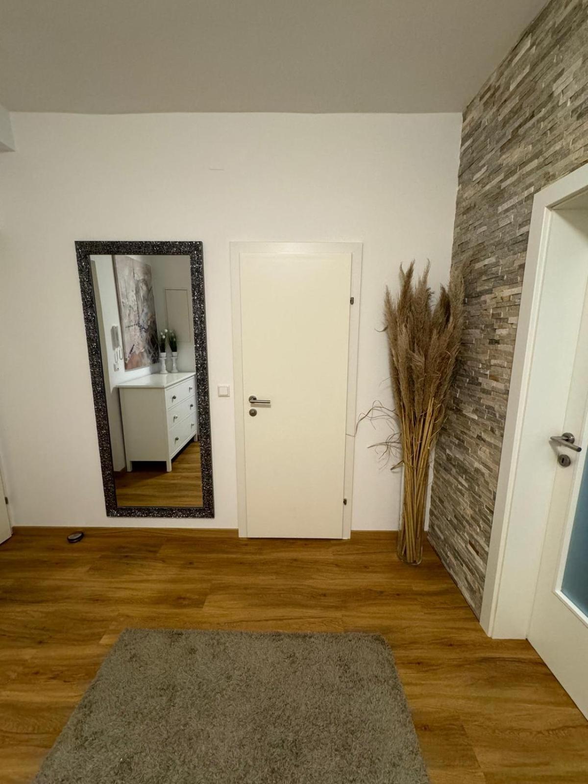 Sunny And Elegant Apartament In Central Location Graz Extérieur photo
